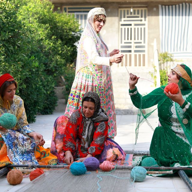 Rug weaving traditions explained - Rugvista