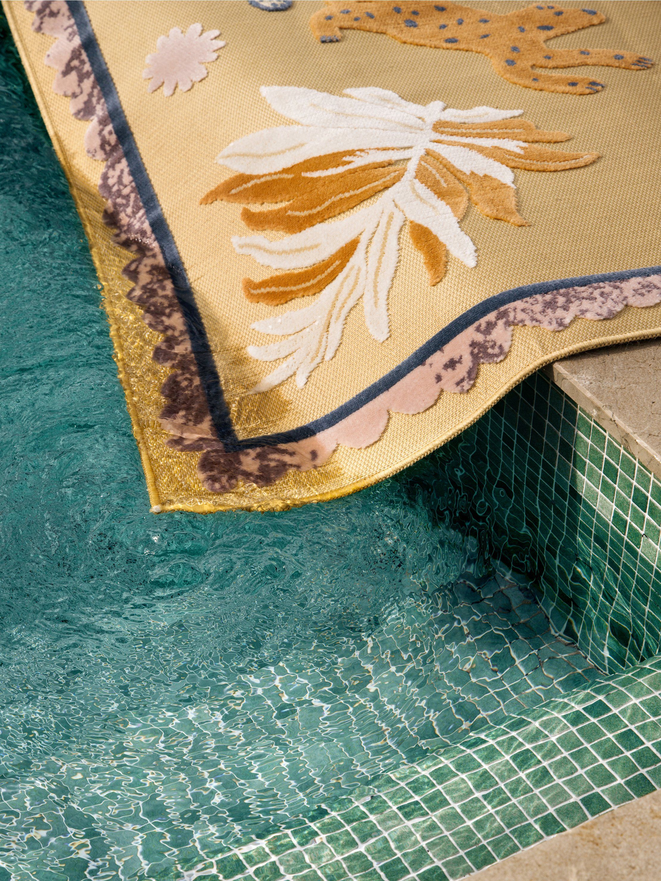 Can outdoor rugs get wet? A practical guide - Rugvista