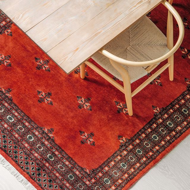 What is a Bokhara rug? History, origin and types - Rugvista