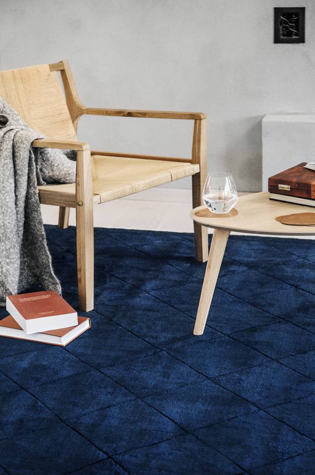 Blue  viscose modern -  Carpet in a living room.