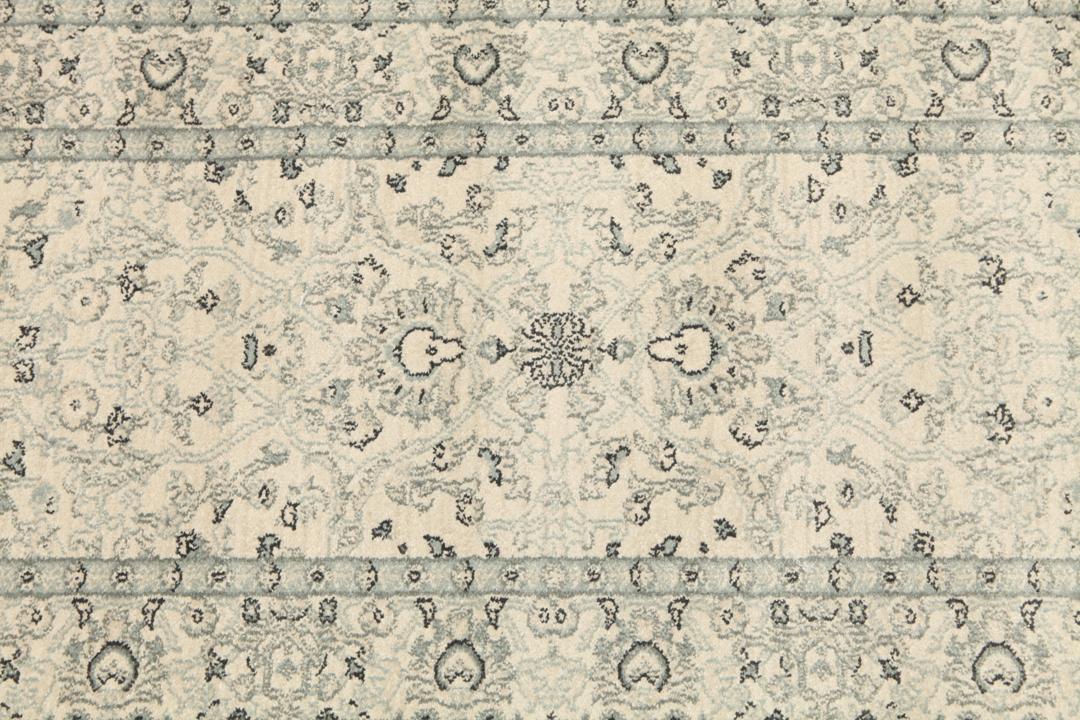 Beige en groene loper met gedetailleerd patroon