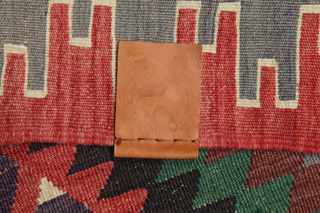 Vintage Turks kelim tapijt met geometrische ruitpatronen in multicolor