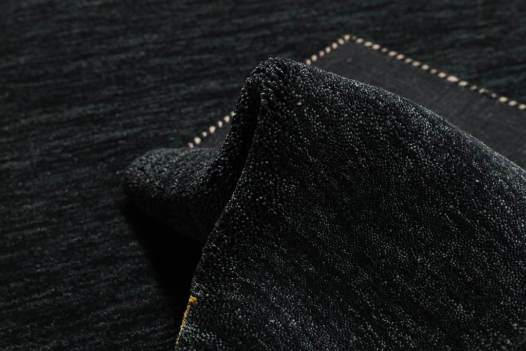 Gabbeh loom Two Lines - Zwart / Grijs - 80 x 250 cm