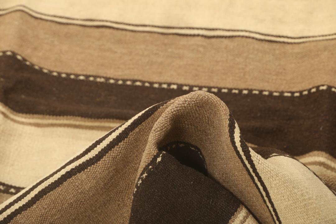 Håndvævet Kelim-tæppe fra Mellemøsten med brune og beige striber