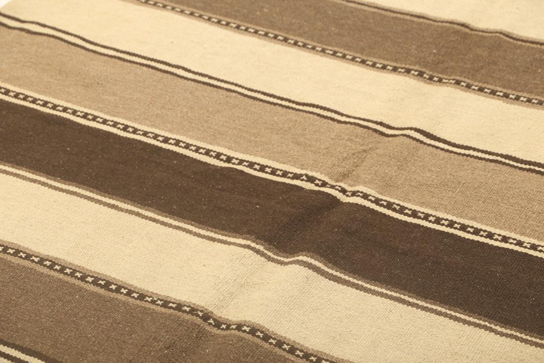 Håndvævet Kilim-tæppe fra Mellemøsten i brune nuancer