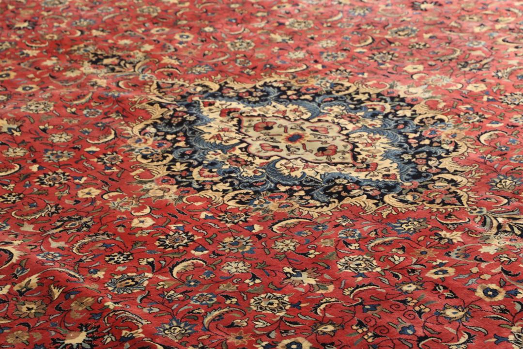 Handgeknoopt rood Bidjar met Zijde tapijt uit het Midden-Oosten