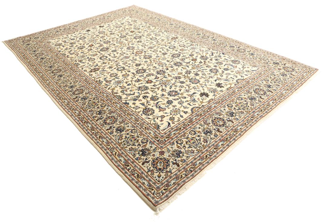 Hand-knotted Keshan rug from the Middle East in beige with floral patterns