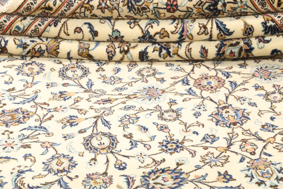 Hand-knotted Keshan rug from the Middle East in beige with floral patterns