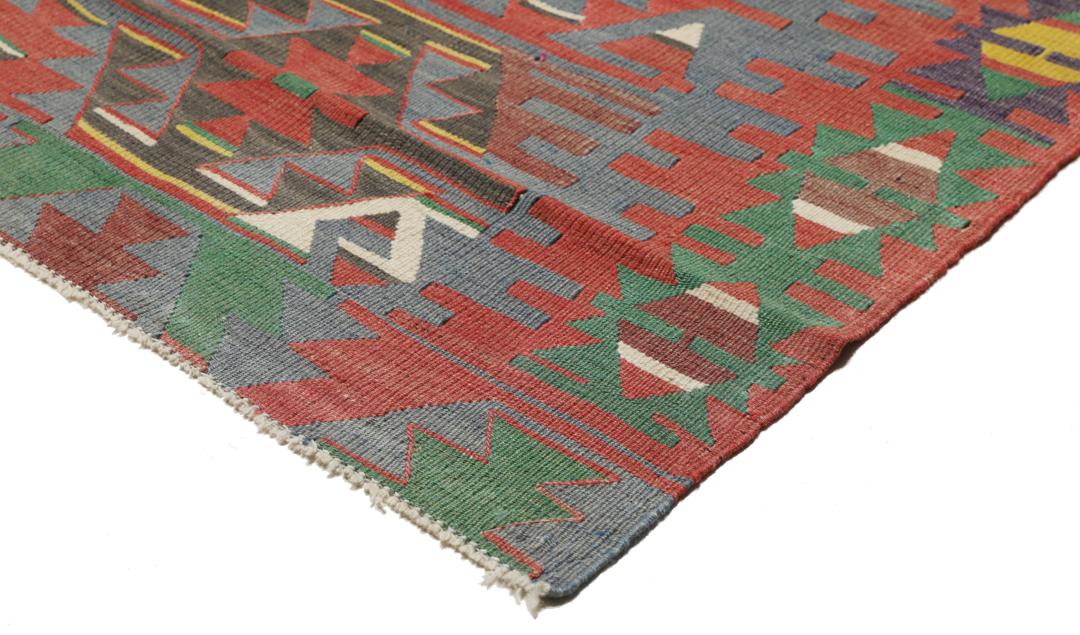 Tapis kilim turc vintage tissé à la main multicolore avec des motifs géométriques