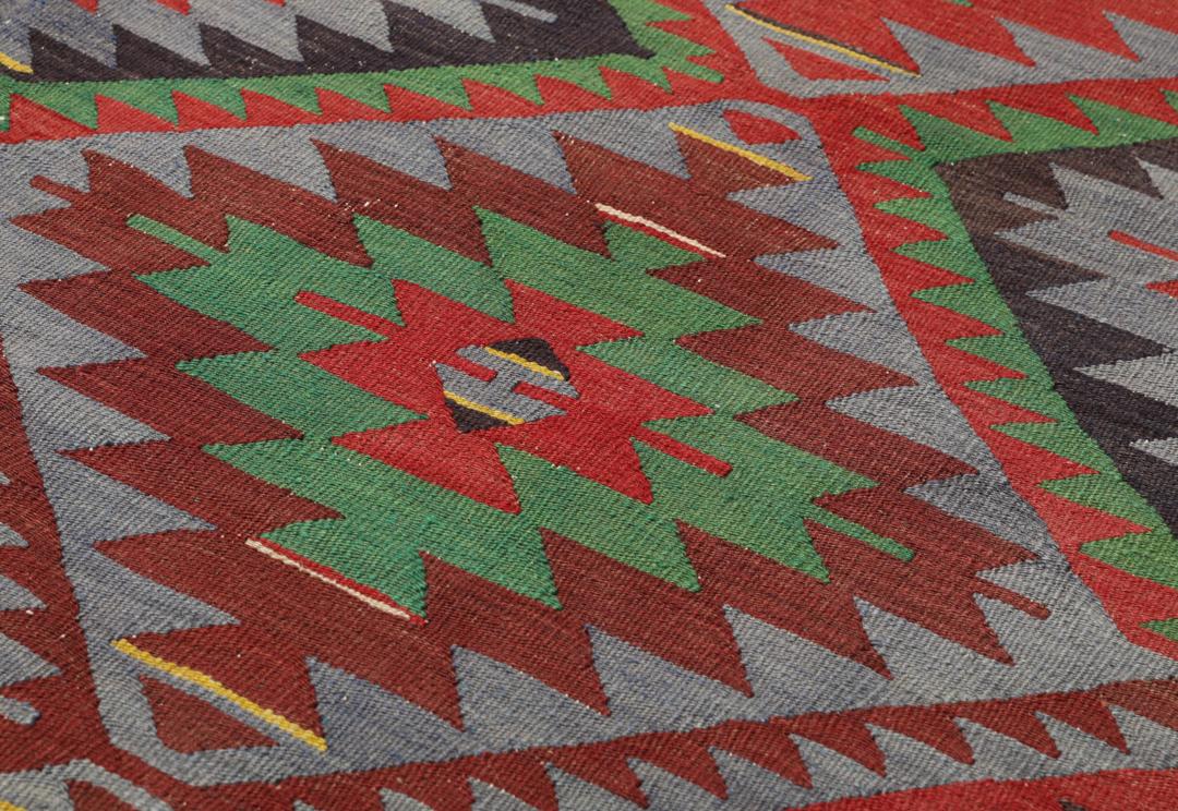 Eloisa turkkilainen Kelim-vintage-matto, jossa on värikäs geometrinen timanttikuvio