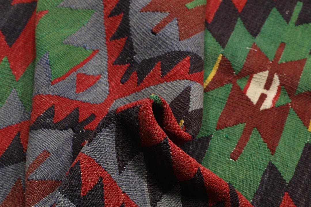 Eloisa turkkilainen Kelim-vintage-matto, jossa on värikäs geometrinen timanttikuvio