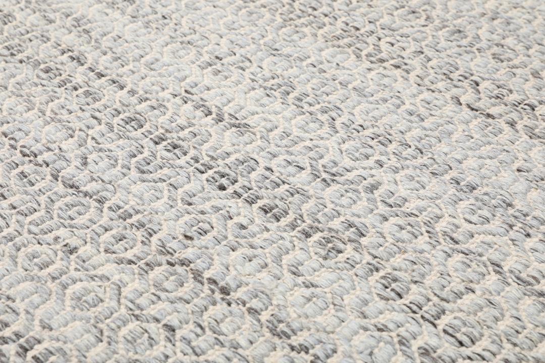 
    Alva - Grey / White - 250 x 350 cm
  