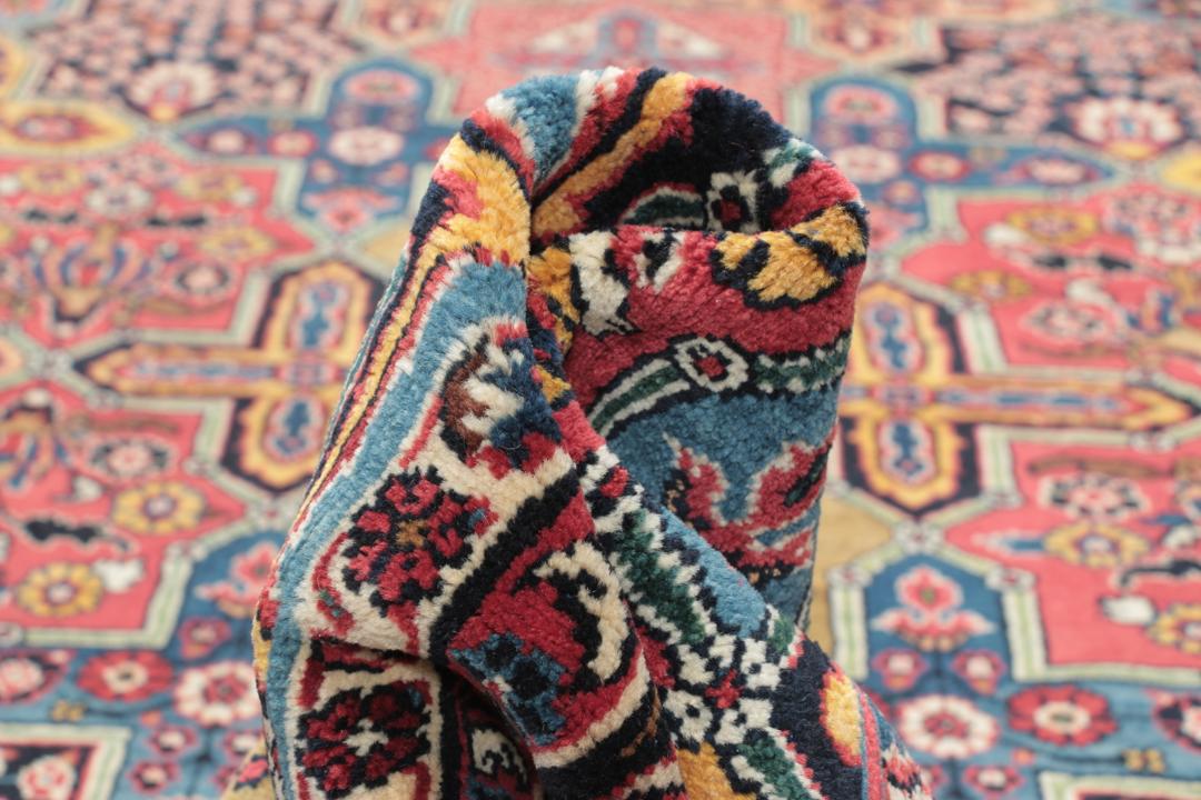 Handgeknoopte Sarough loper uit het Midden-Oosten in multicolor