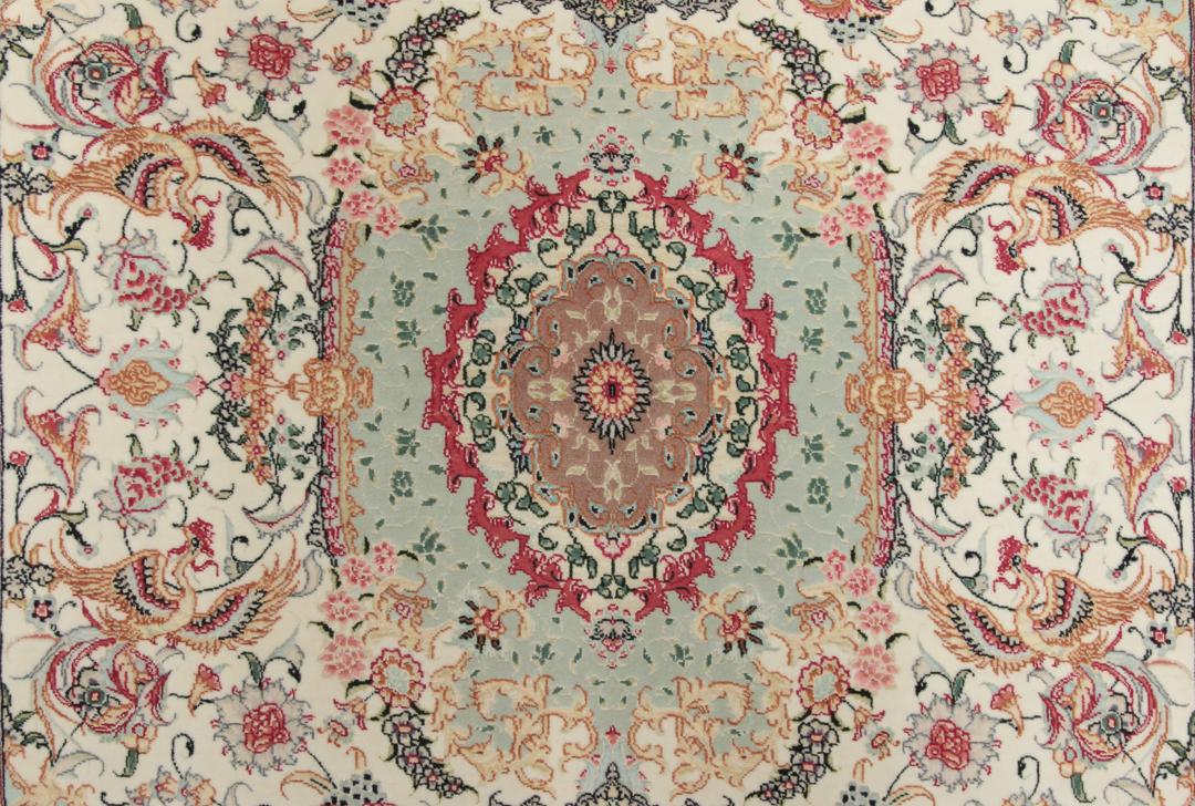
    Tabriz 70 Raj silk warp - Beige / Yellow - 100 x 152 cm
  