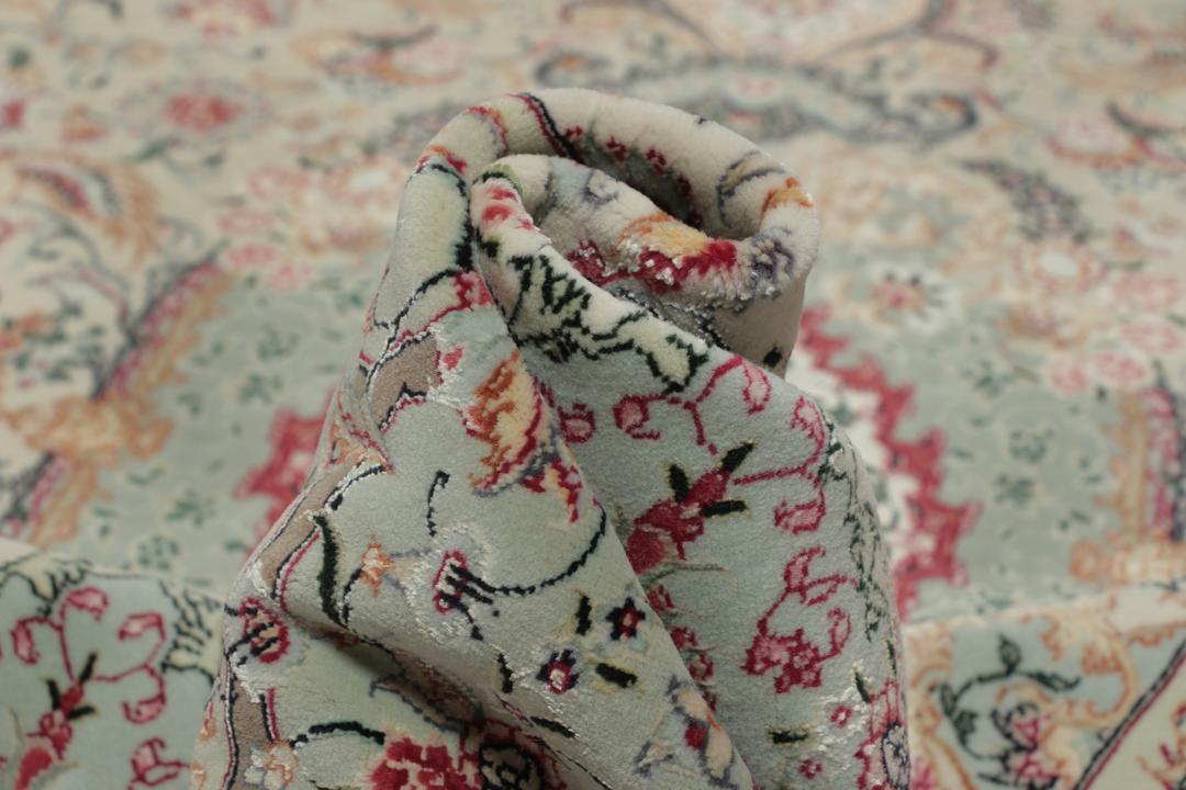 
    Tabriz 70 Raj silk warp - Beige / Yellow - 100 x 152 cm
  