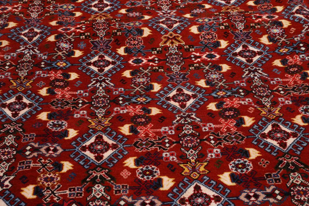 Tapis Gabbeh Kashkooli noué à la main originaire du Moyen-Orient dans des tons de rouge et bleu