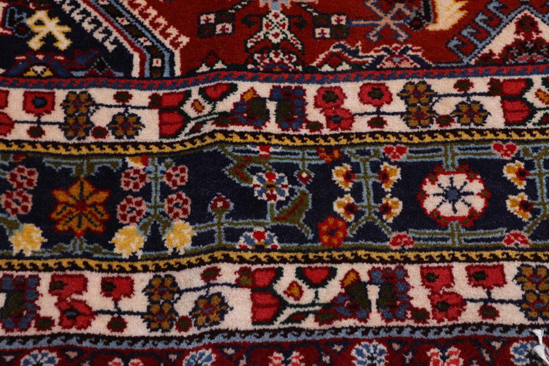 Tapis Gabbeh Kashkooli noué à la main originaire du Moyen-Orient dans des tons de rouge et bleu