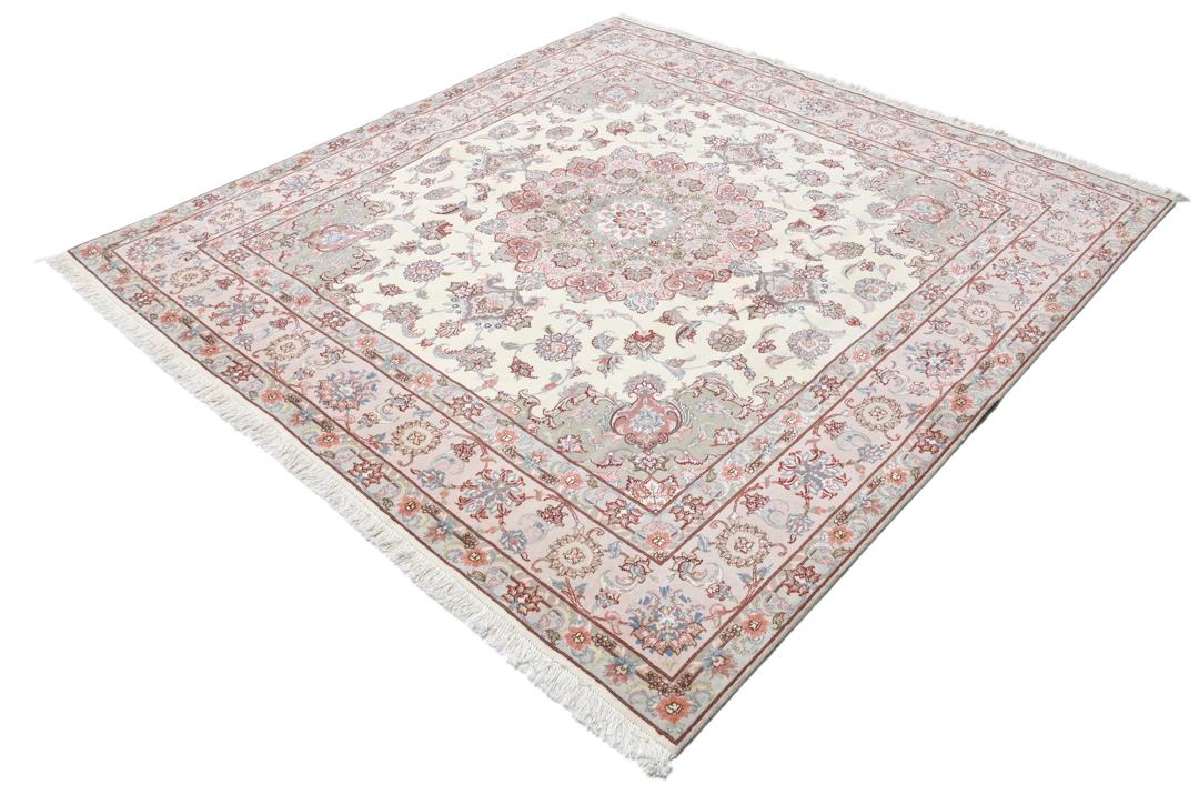 Handgeknoopt vierkant Tabriz-tapijt met bloemenmedaillon in multicolor
