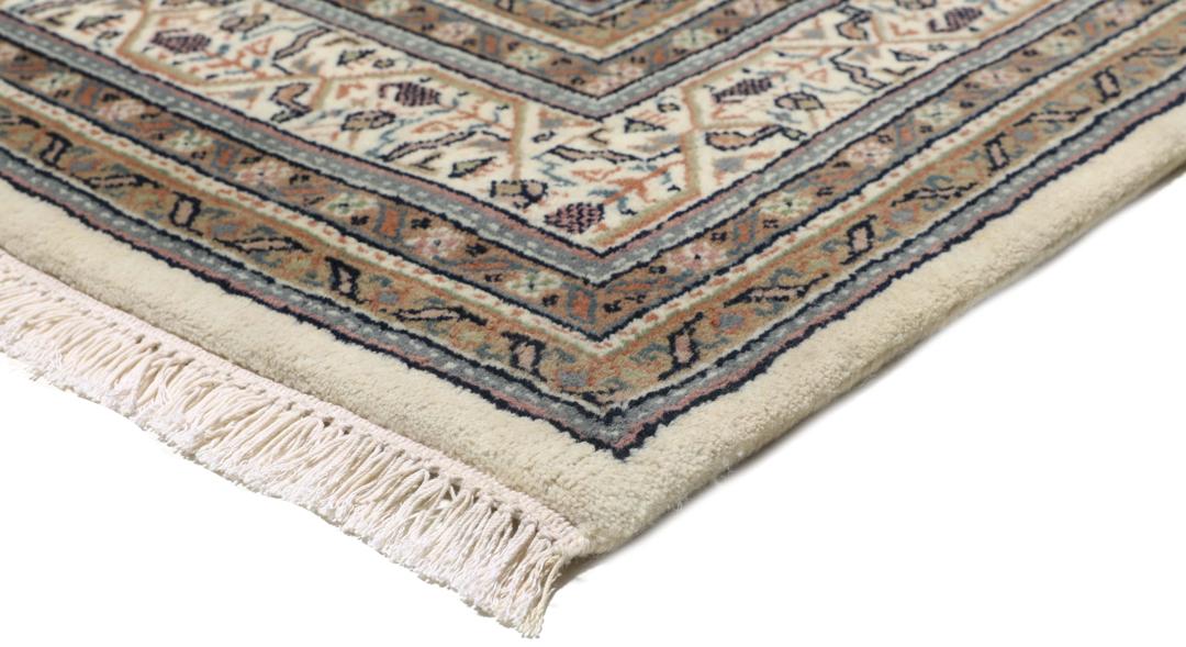 Håndknyttet Mir Indo-tæppe med et beige og brunt mønstret design fra Indien