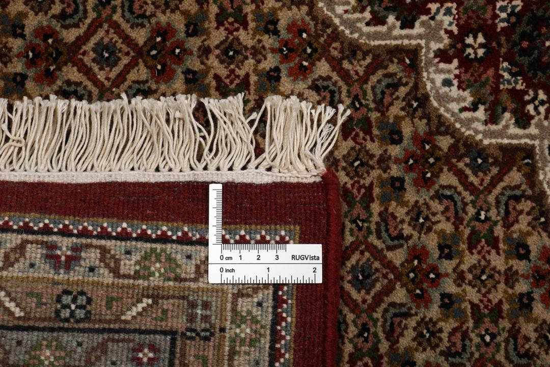 Handgeknoopt Tabriz-tapijt uit India in dieprode en beige tinten