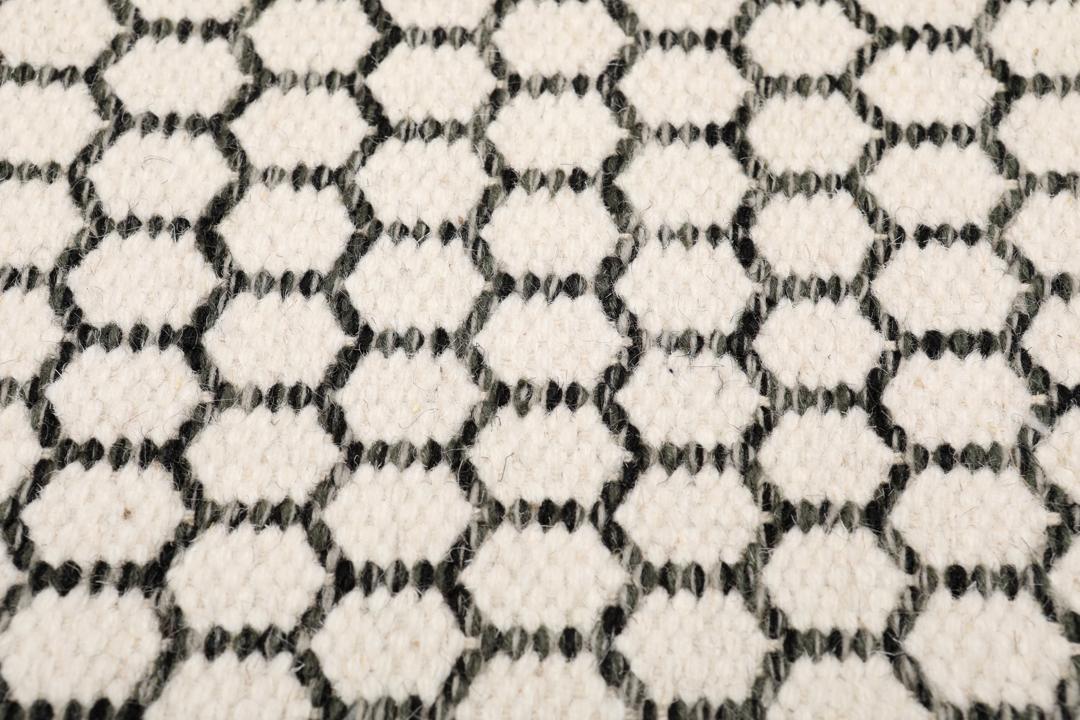 Kelim Honey Comb - Cremă albă / Negru - 210 x 290 cm