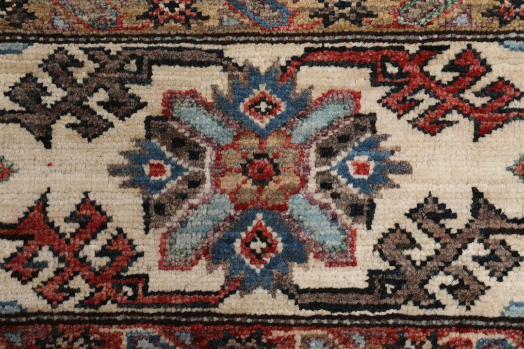 Met de hand geknoopt Kazak Ariana tapijt uit het Midden-Oosten met bruine tinten en geometrische motieven