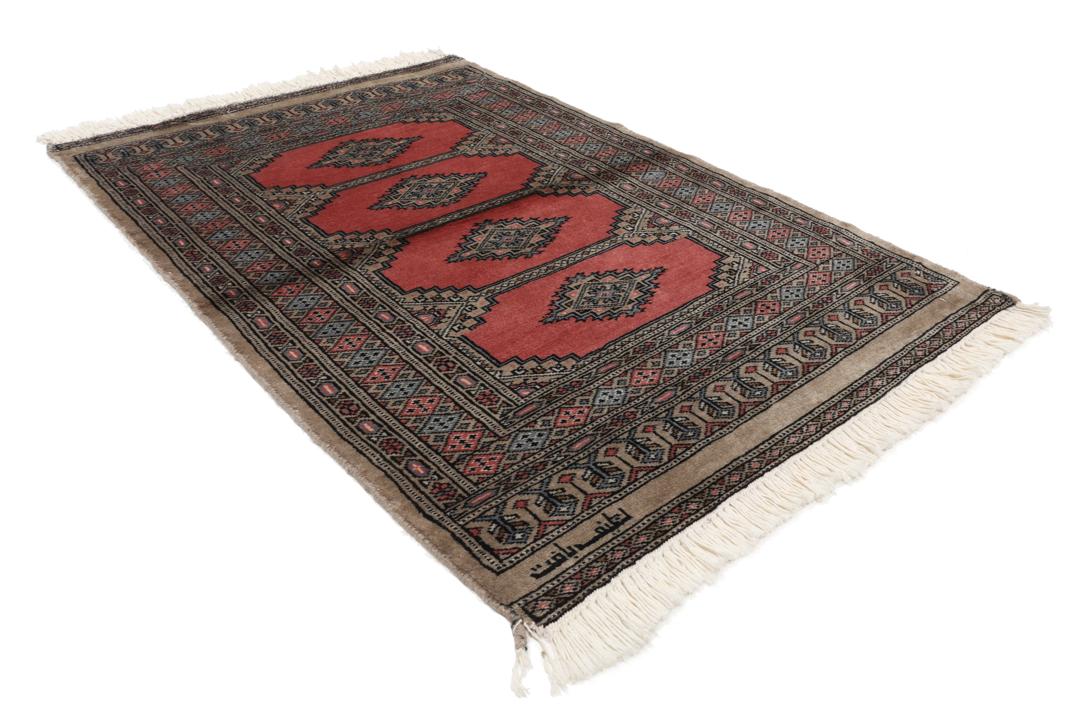 Hand-knotted Pakistan Bokhara 2ply rug in red with medallion motifs