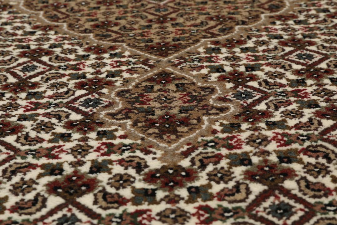 Handgeknoopt Tabriz-tapijt uit India in bruine tinten