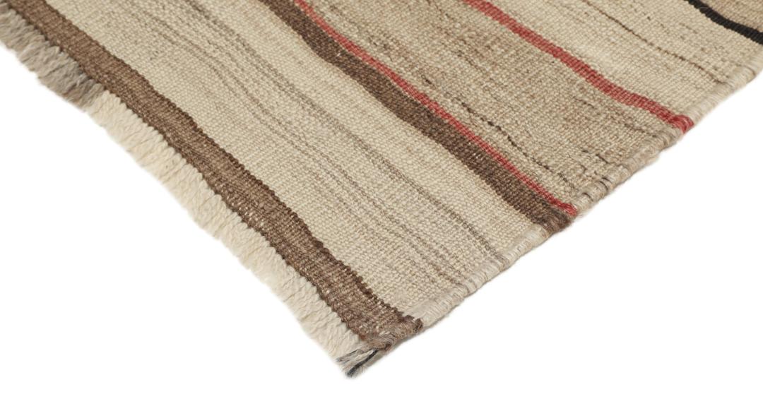 Tapis beige fait main du Moyen-Orient