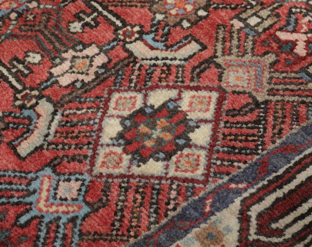 Hamadan - Mørkerød / Sort - 83 x 284 cm