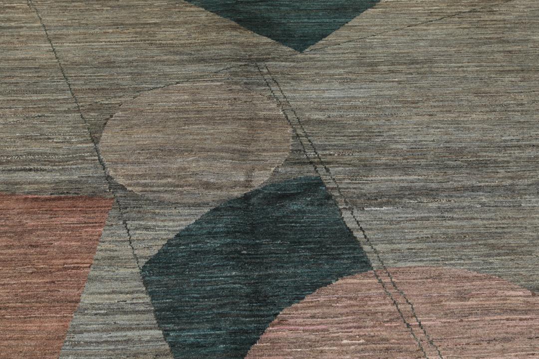 Modern geometrisch tapijt uit het Midden-Oosten in grijs en blauwgroen