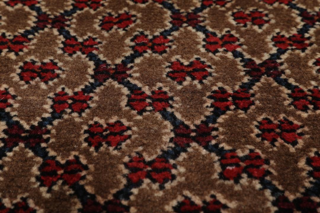 Koliai-tapijt uit het Midden-Oosten in meerkleurig