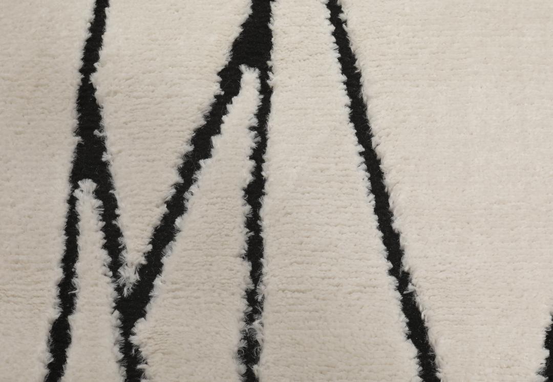 
    Kenitra - Cream white / Black - 200 x 300 cm
  
