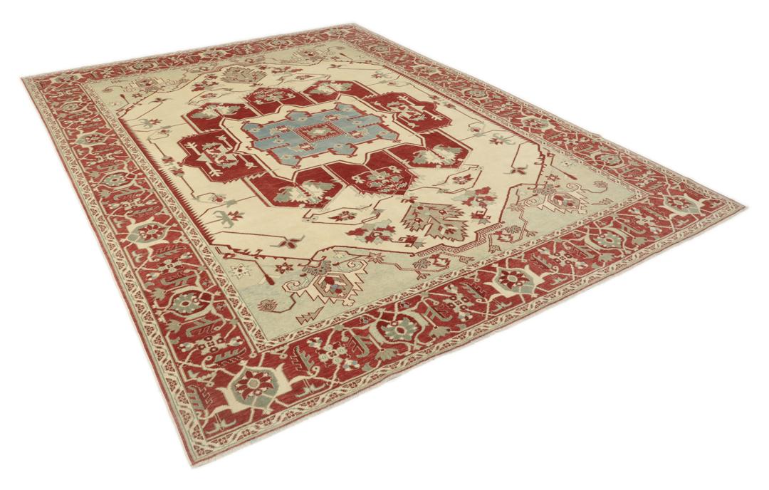 Handgeknoopt Turks Shirvan-tapijt met een rood en beige geometrisch medaillonontwerp.
