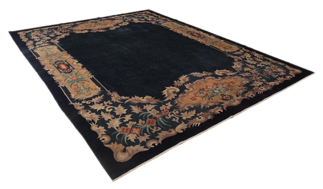 Antiek Chinees Nichols-tapijt in donkerblauw met florale details
