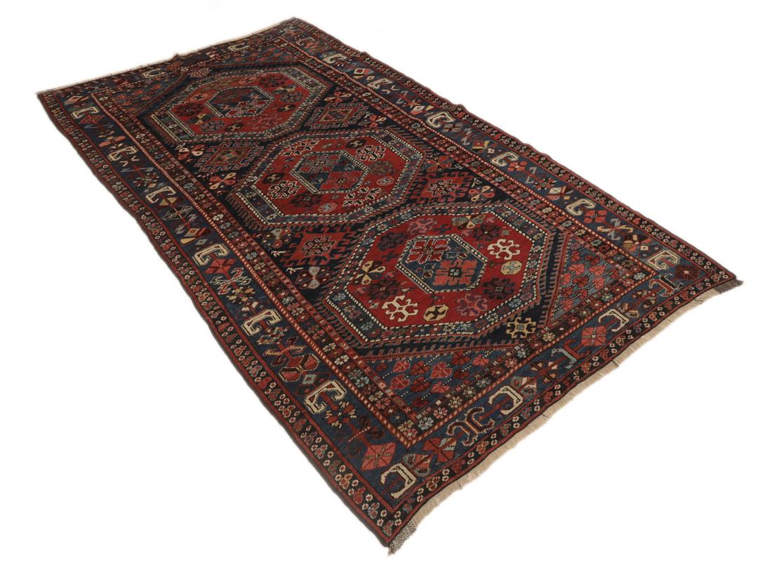Antiek Shirvan-tapijt uit Azerbeidzjan in veelkleurig design met geometrische medaillonmotieven