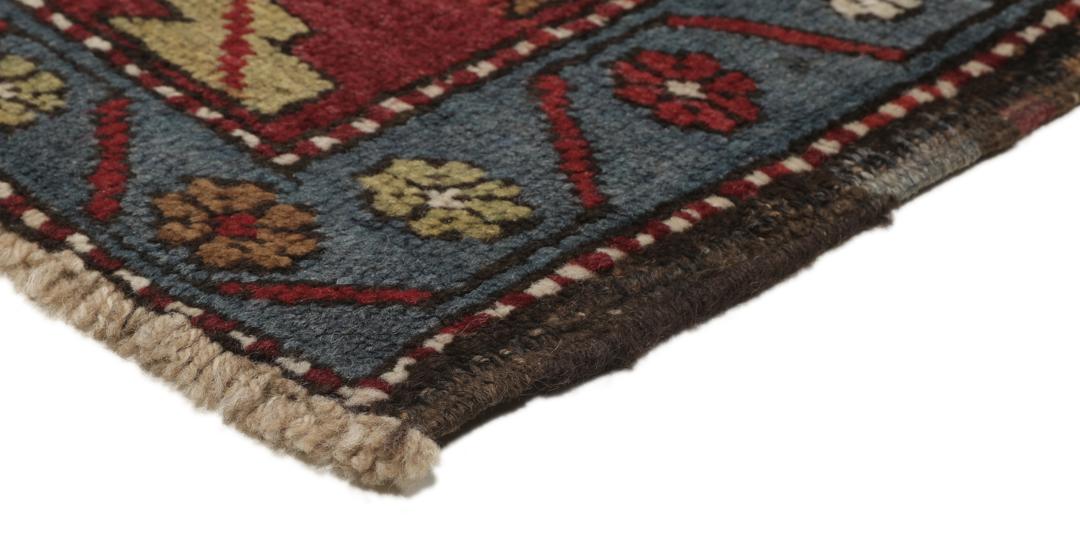 Antiek Shirvan-tapijt uit Azerbeidzjan in rode en blauwe tinten