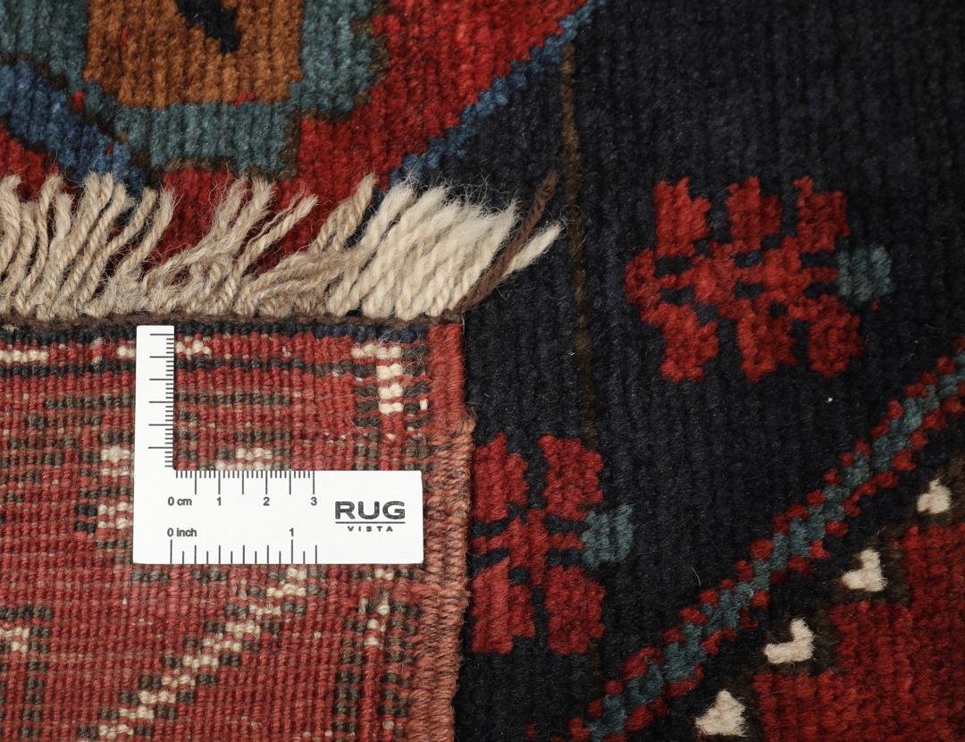 Antiek Lori Pambak-tapijt uit Azerbeidzjan met geometrische medaillons in rood en blauw