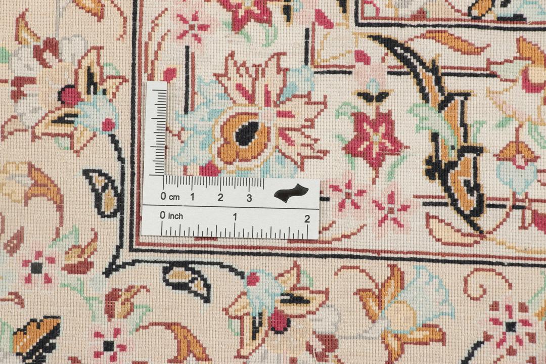 Handgeknoopt Ghom Zijde vloerkleed in beige uit het Midden-Oosten