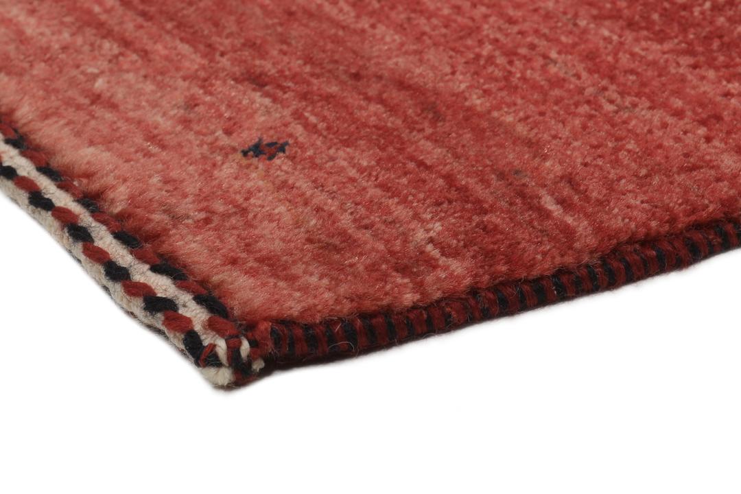 Ein rechteckiger, handgeknüpfter Loribaft Fine Teppich aus dem Mittleren Osten in tiefem Rot