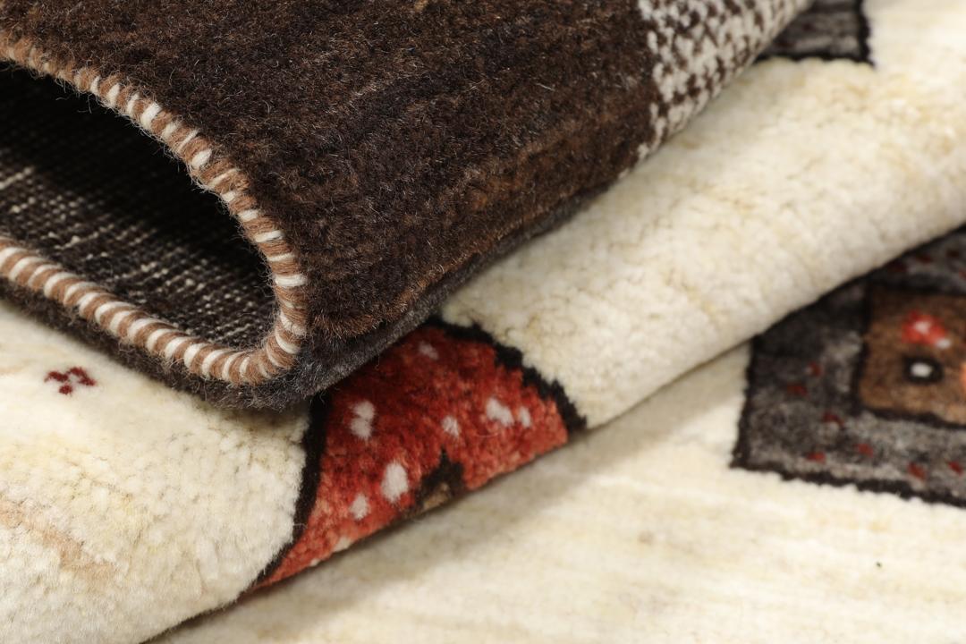 Håndknyttet Loribaft-tæppe med geometrisk mønster i beige og grå