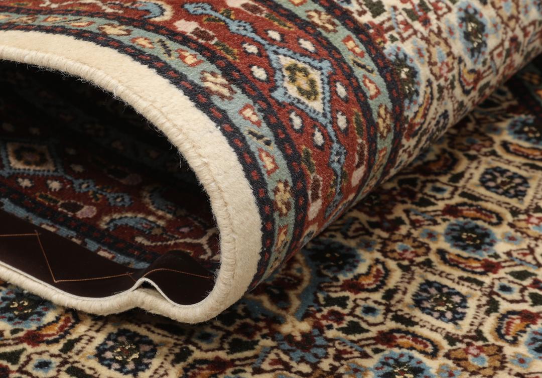 Handgeknoopte Moud loper met ingewikkelde bloemmotieven in multicolor