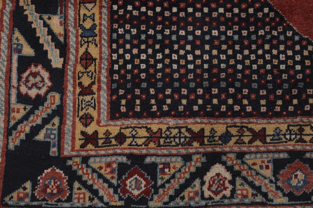 Handgeknoopt Gabbeh Kashkooli tapijt uit het Midden-Oosten in levendig rood met siermotieven