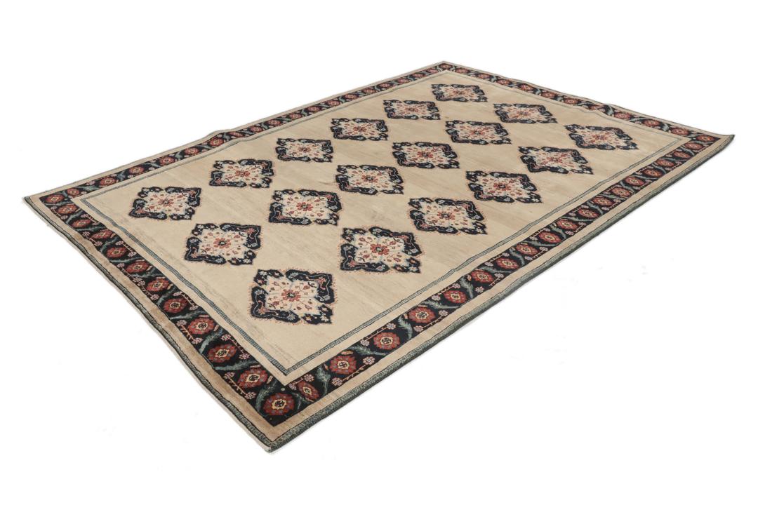 Met de hand geknoopt Gabbeh Kashkooli tapijt met medaillonpatronen in beige en donkerblauw