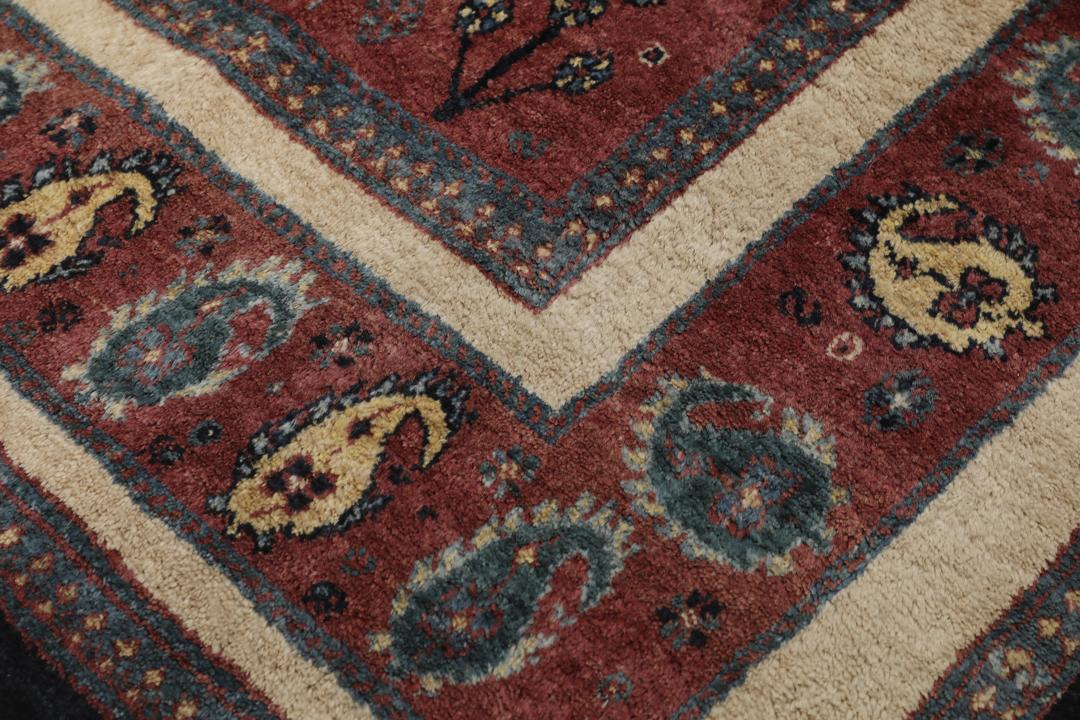Handgeknoopt Gabbeh Kashkooli vloerkleed uit het Midden-Oosten in zwart en rood