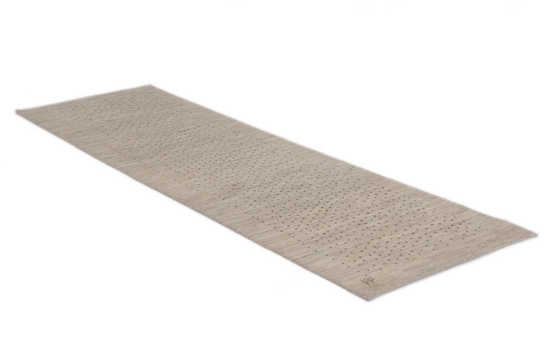Håndknyttet Gabbeh Fine løber i beige uld med minimalistiske prikmønstre