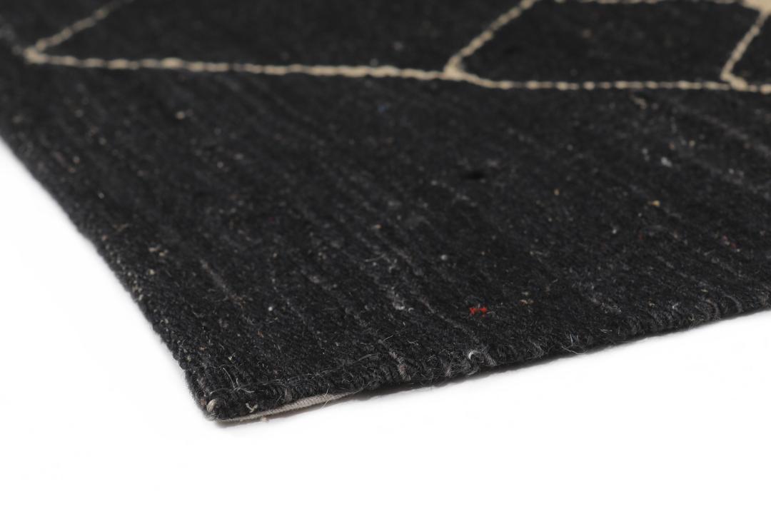 Handgeweven Afghaans kelimkleed met een geometrisch ruitpatroon in zwart en grijs