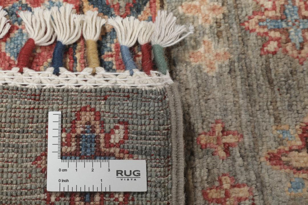 Covor afgan înnodat manual cu câmp gri și modele geometrice complexe