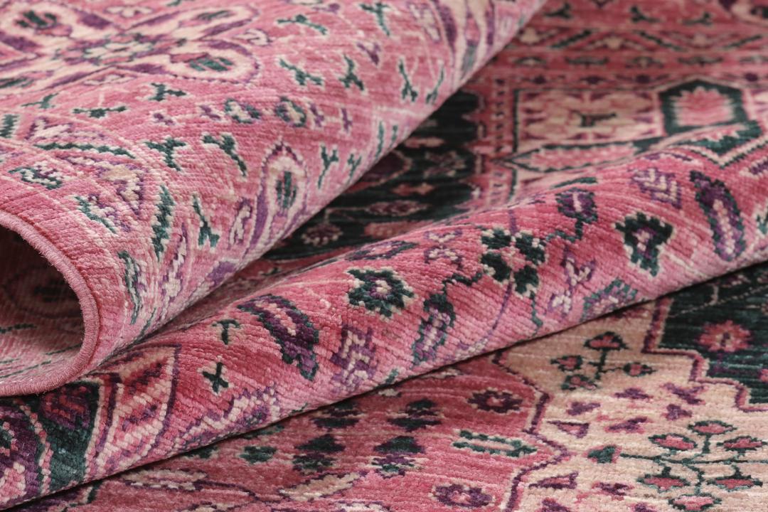 Handgeknoopt Mamluk-tapijt uit Afghanistan in roze en groene kleuren