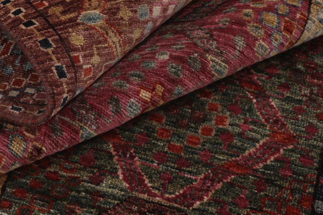 Handgeknoopt Afghaans tapijt met verticale gestreepte geometrische patronen in rood en goud